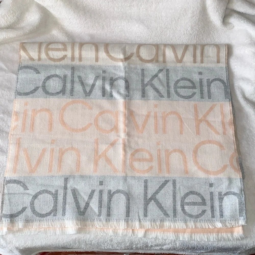 Calvin Klein logo scarf - Picture 2 of 6
